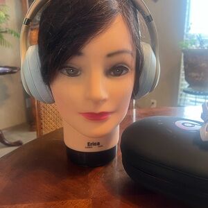 Beats Studio3 Wireless Over-Ear Headphones